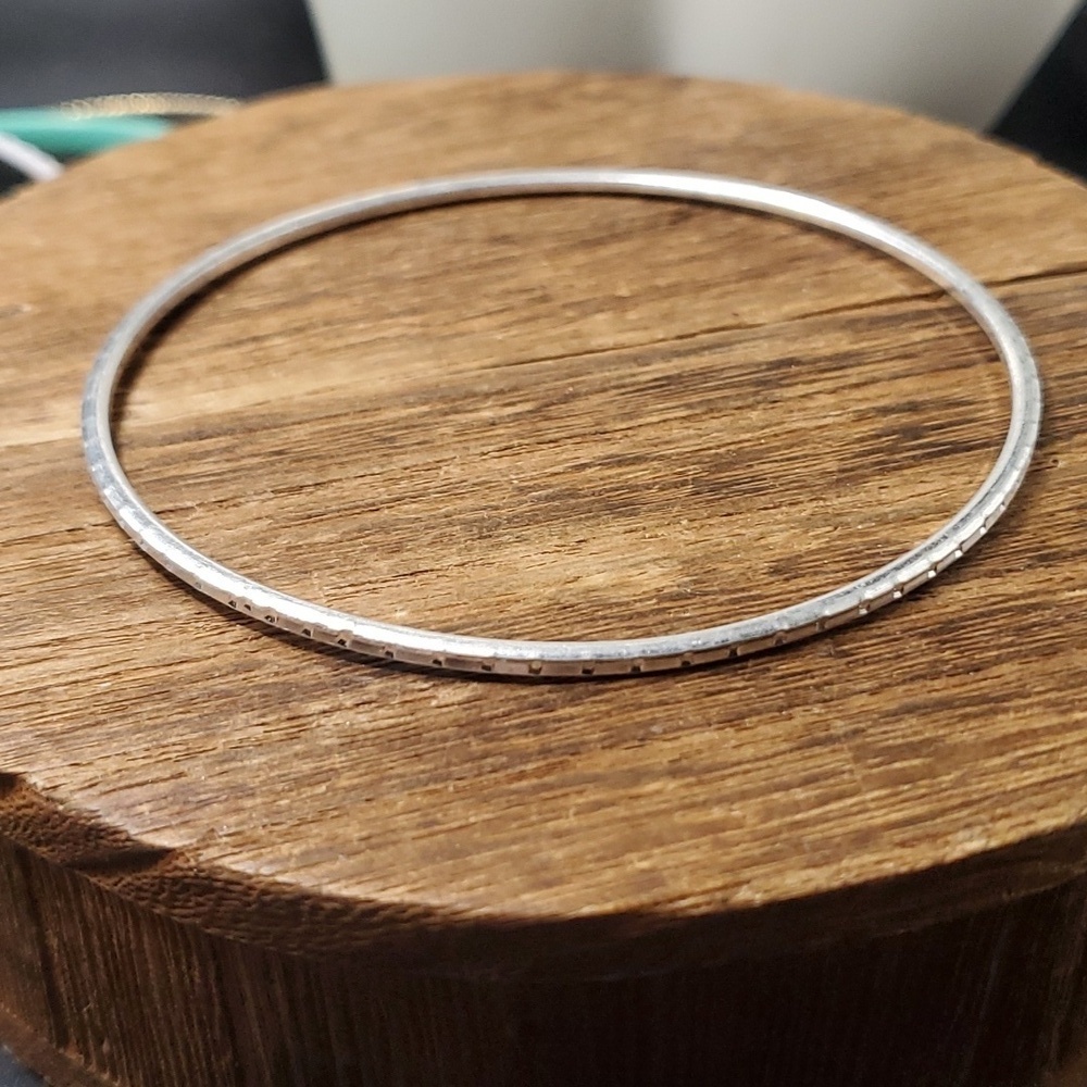 B3206‎ spliced thin bracelet vintage